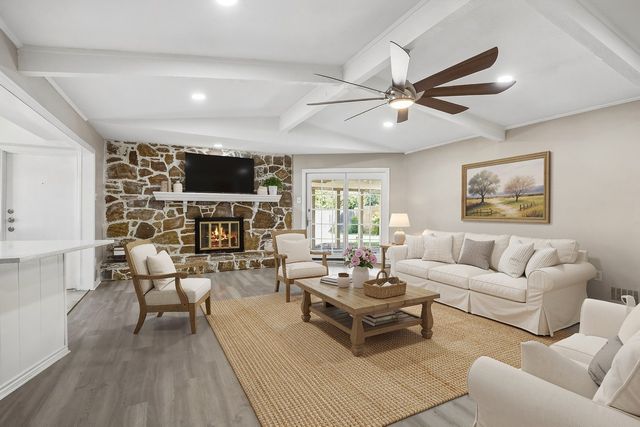 117 Wesley Drive, Desoto, TX 75115