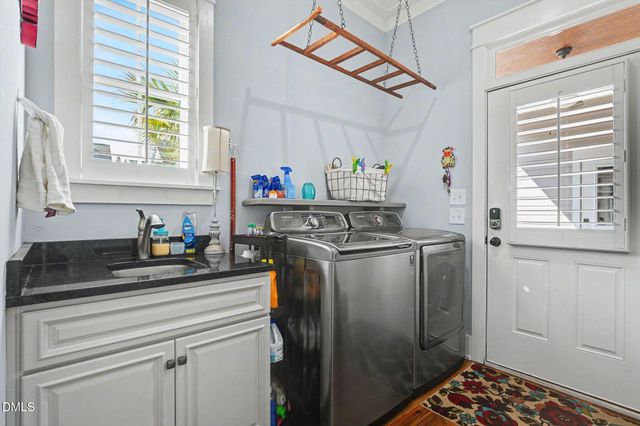 9 Congress Street, Clayton, NC 27527