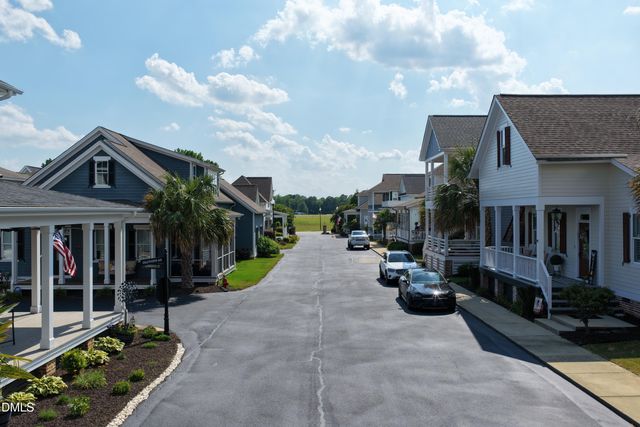 9 Congress Street, Clayton, NC 27527