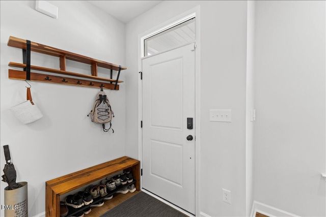 33 Pear Blossom Pkwy, Clayton, NC 27520