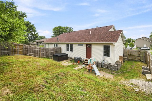 603 Davidson Drive A, Minooka, IL 60447