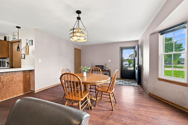 603 Davidson Drive A, Minooka, IL 60447