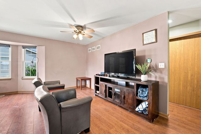 603 Davidson Drive A, Minooka, IL 60447