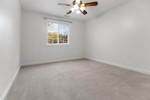 S77W19599 Lakewood DRIVE, Muskego, WI 53150