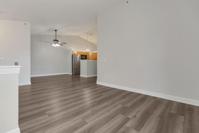 S77W19599 Lakewood DRIVE, Muskego, WI 53150