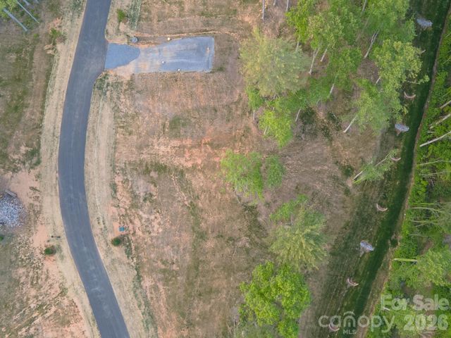 425 Irvine Drive, Fairview, NC 28730