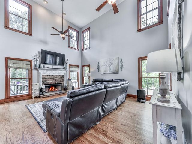 106 Twilight Overlook, Canton, GA 30114