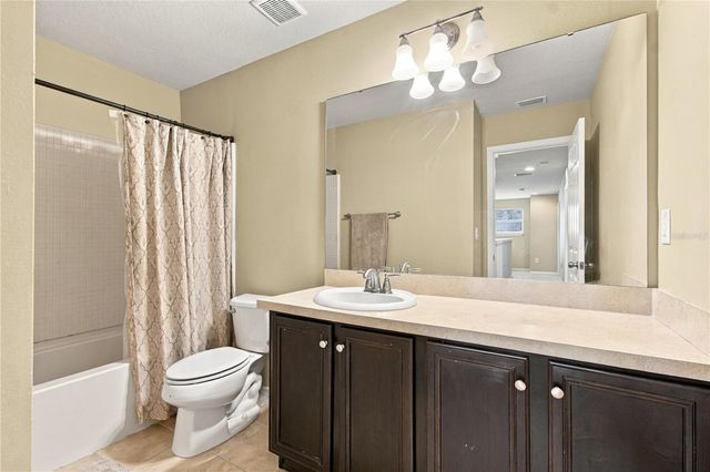 3161 WINGLEWOOD CIRCLE, Lutz, FL 33558