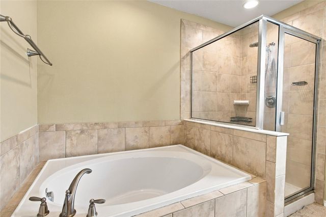 3161 WINGLEWOOD CIRCLE, Lutz, FL 33558