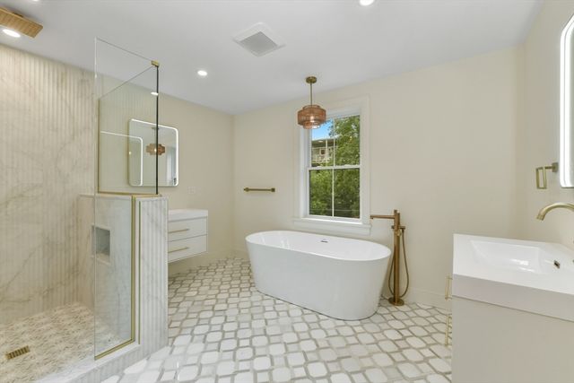 36 Mckone Street, Boston, MA 02122