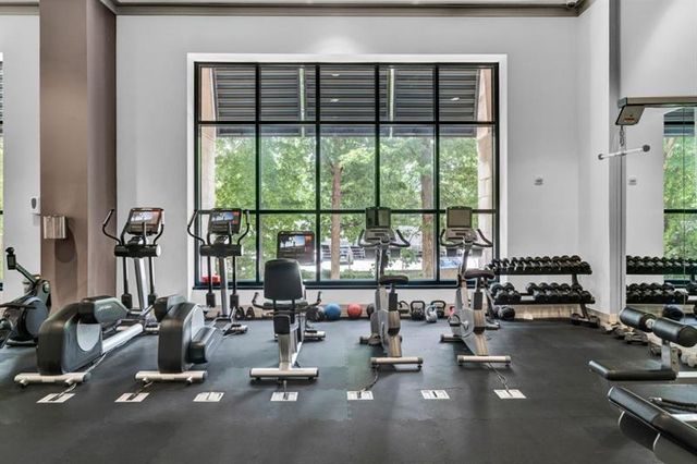 3040 Peachtree Road NW 1605, Atlanta, GA 30305