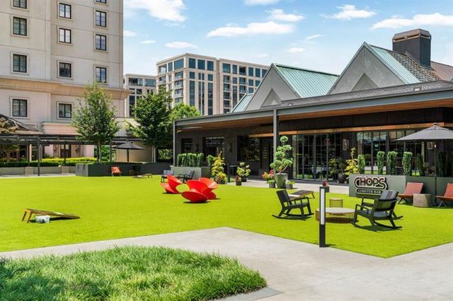 3040 Peachtree Road NW 1605, Atlanta, GA 30305