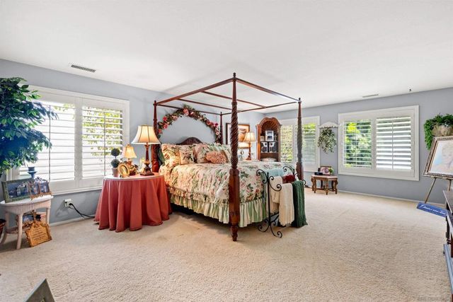 302 Arlington, Oceanside, CA 92057