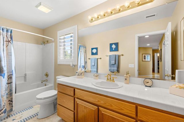 302 Arlington, Oceanside, CA 92057
