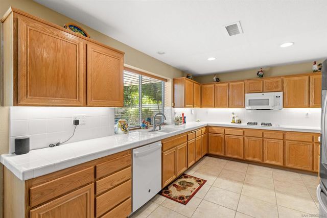 302 Arlington, Oceanside, CA 92057