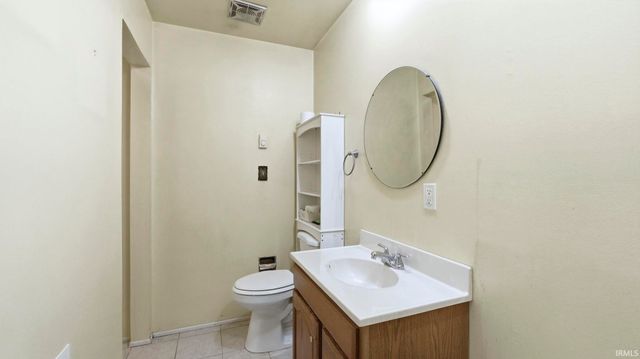 4615 Golfview Drive, Fort Wayne, IN 46818