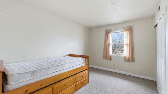 4615 Golfview Drive, Fort Wayne, IN 46818