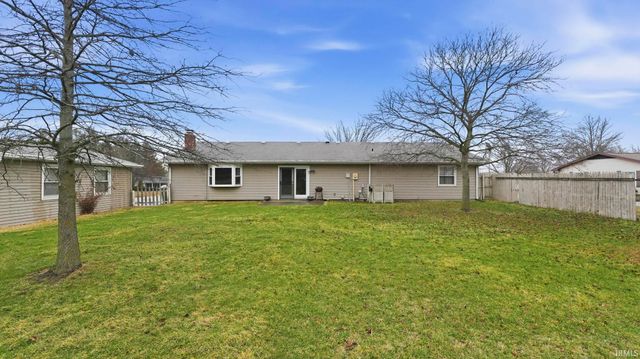 4615 Golfview Drive, Fort Wayne, IN 46818