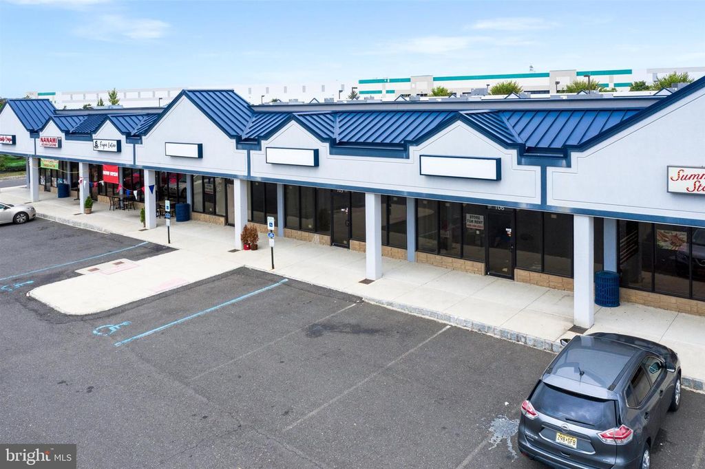891-893 CRANBURY SOUTH RIVER RD #104, JAMESBURG, NJ 08831 — exterior