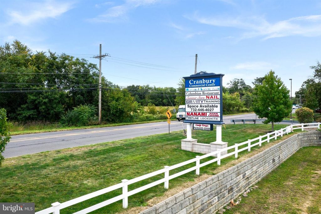 891-893 CRANBURY SOUTH RIVER RD #104, JAMESBURG, NJ 08831 — photo 3