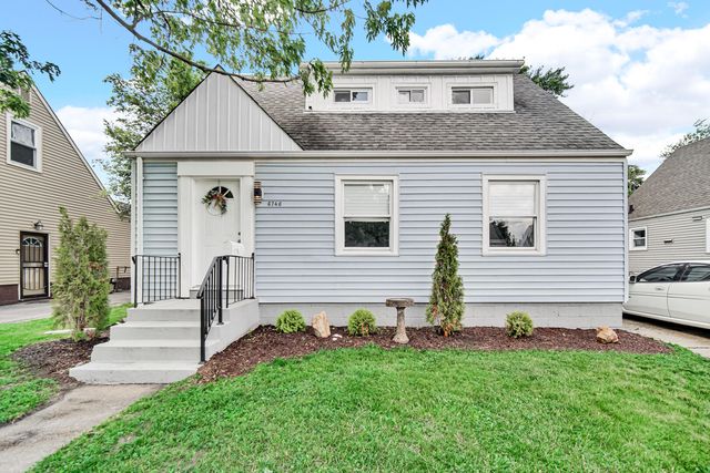 6746 Baring Avenue, Hammond, IN 46324