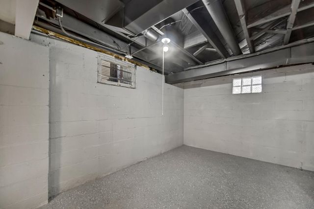 6746 Baring Avenue, Hammond, IN 46324