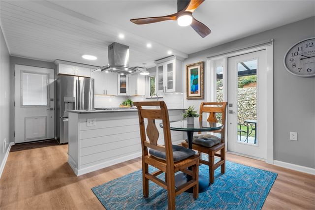 500 Hiland Ave, Coraopolis, PA 15108