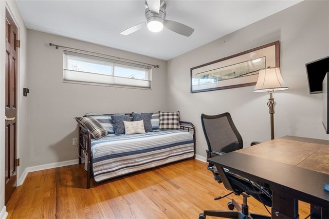 500 Hiland Ave, Coraopolis, PA 15108