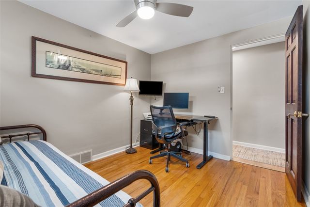 500 Hiland Ave, Coraopolis, PA 15108