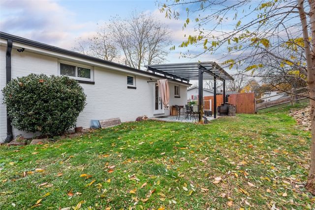 500 Hiland Ave, Coraopolis, PA 15108