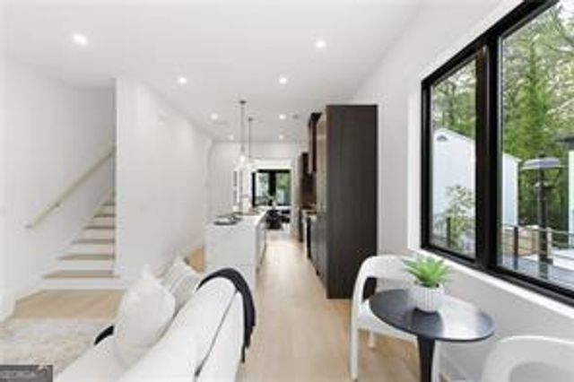1190 Penny Lane, Atlanta, GA 30324