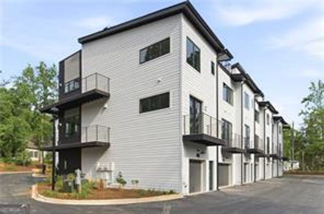 1190 Penny Lane, Atlanta, GA 30324