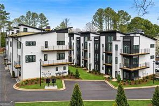 1190 Penny Lane, Atlanta, GA 30324