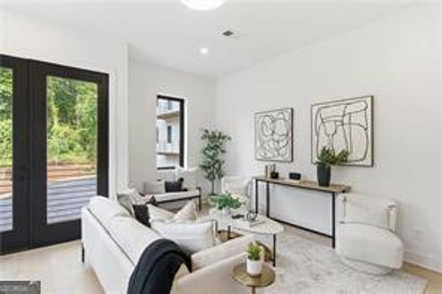 1190 Penny Lane, Atlanta, GA 30324