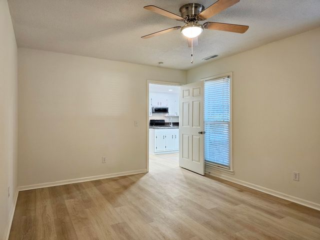 2086 Kingsbury Drive, Sumter, SC 29154