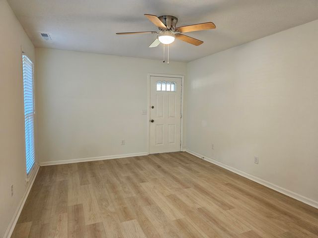 2086 Kingsbury Drive, Sumter, SC 29154