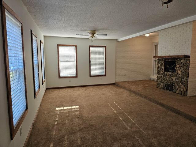 2086 Kingsbury Drive, Sumter, SC 29154