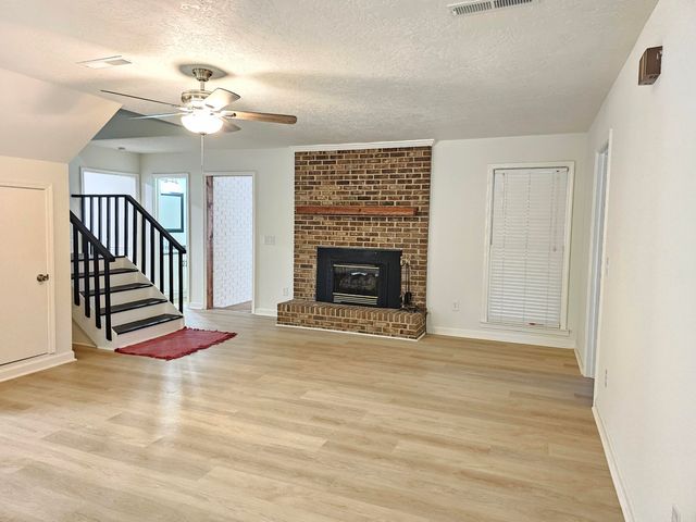 2086 Kingsbury Drive, Sumter, SC 29154