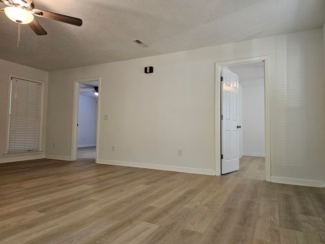 2086 Kingsbury Drive, Sumter, SC 29154