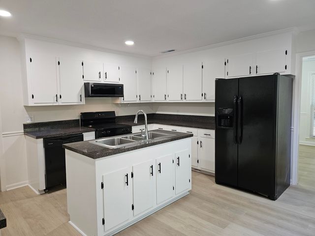 2086 Kingsbury Drive, Sumter, SC 29154