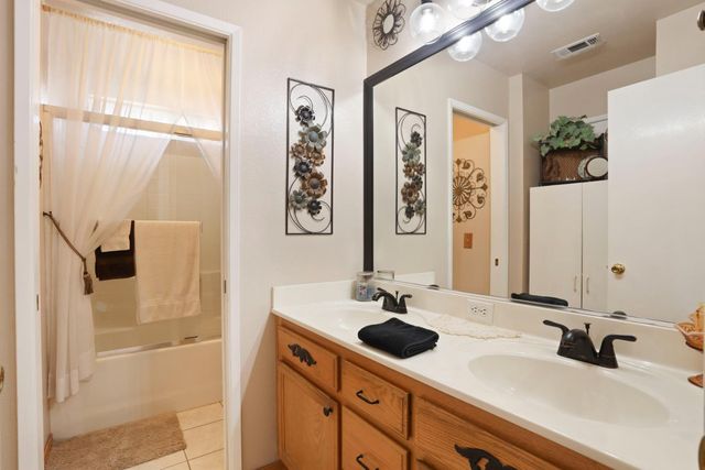 16283 Summit Way, Delhi, CA 95315