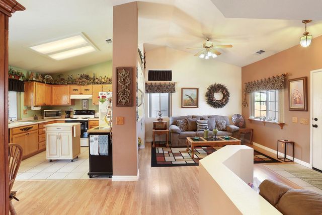 16283 Summit Way, Delhi, CA 95315