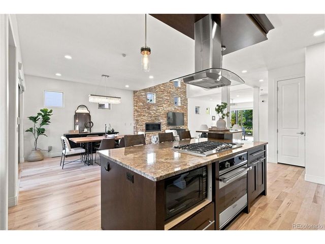2135 Newton St, Denver, CO 80211