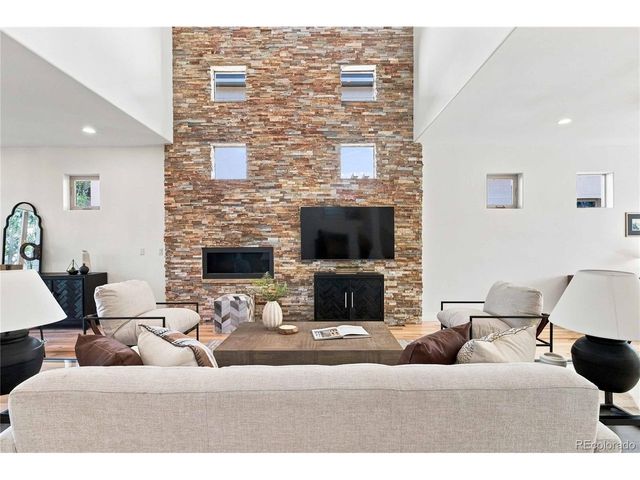 2135 Newton St, Denver, CO 80211