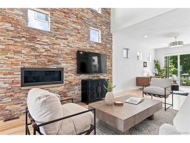 2135 Newton St, Denver, CO 80211