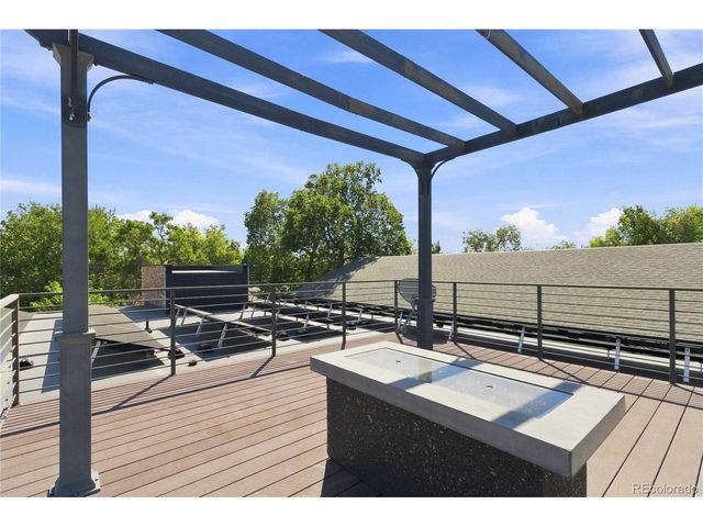 2135 Newton St, Denver, CO 80211