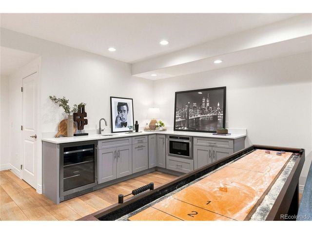 2135 Newton St, Denver, CO 80211
