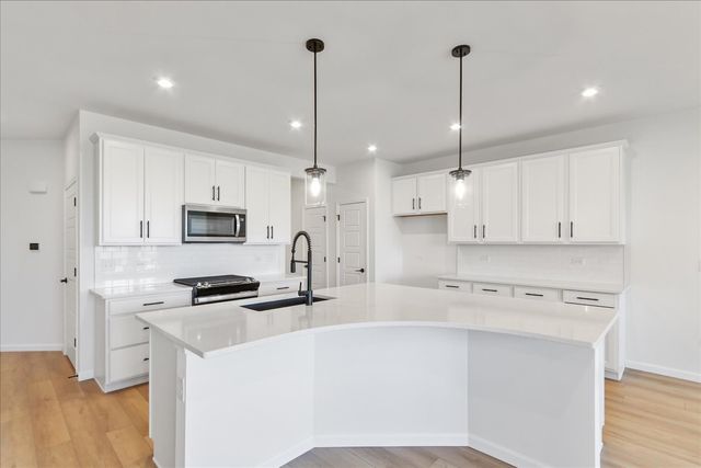 2200 Ryegrass Lane 78006, Bolingbrook, IL 60490
