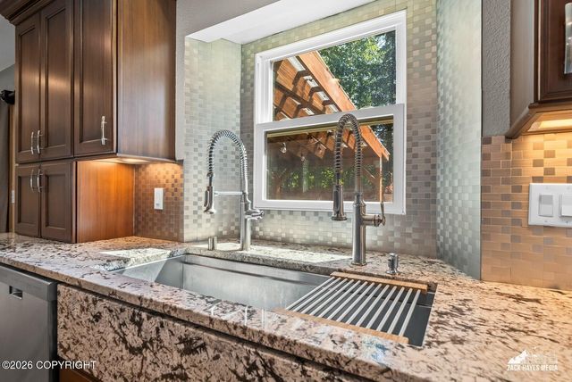 12950 Summer Circle, Anchorage, AK 99516