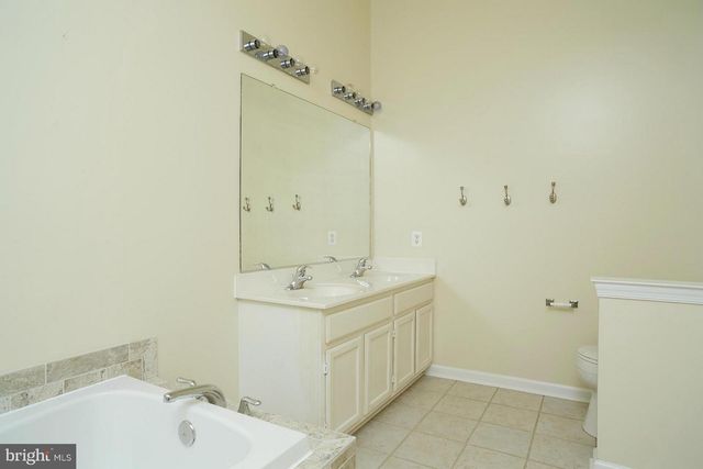 21240 MILLWOOD SQ, Sterling, VA 20165